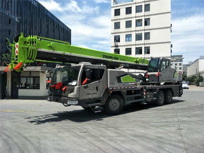 大悟县跨街广告牌的高空安装注意事项