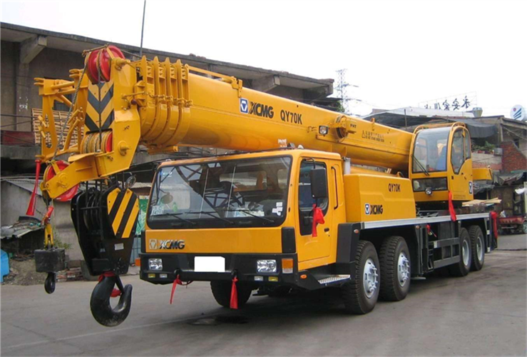 大悟县吊车出租选择重点