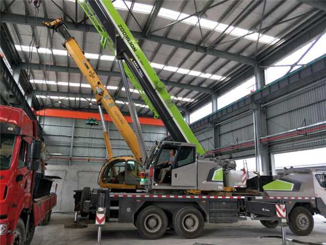 大悟县高空车出租需要注意哪些安全事项？